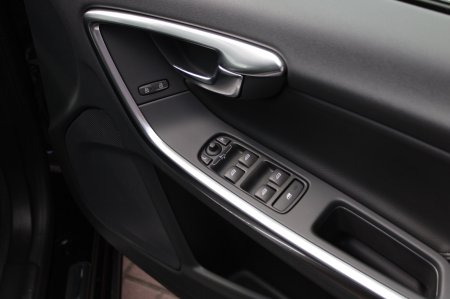 2019 Volvo S60 - photo 10