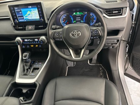2022 Toyota RAV4 - photo 9