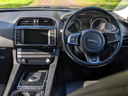 2017 Jaguar F-Pace - photo 7
