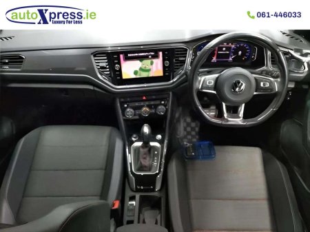 2021 Volkswagen T-Roc - photo 2