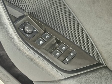 2022 Skoda Octavia - photo 10