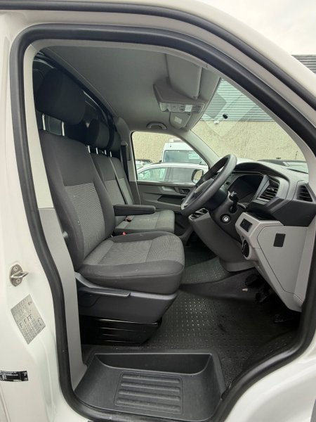 2022 Volkswagen Transporter - photo 4