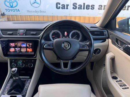 2018 Skoda Superb - photo 13