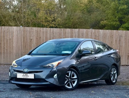 2017 Toyota Prius - photo 2