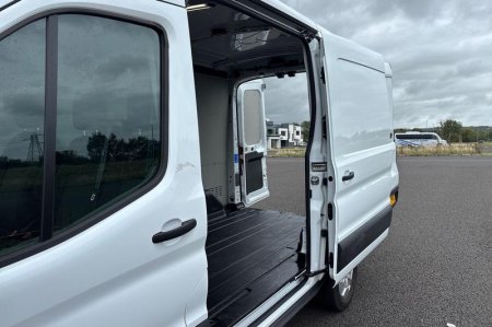 2026 Ford Transit - photo 33