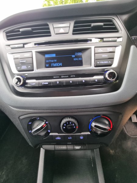 2016 Hyundai i20 - photo 23