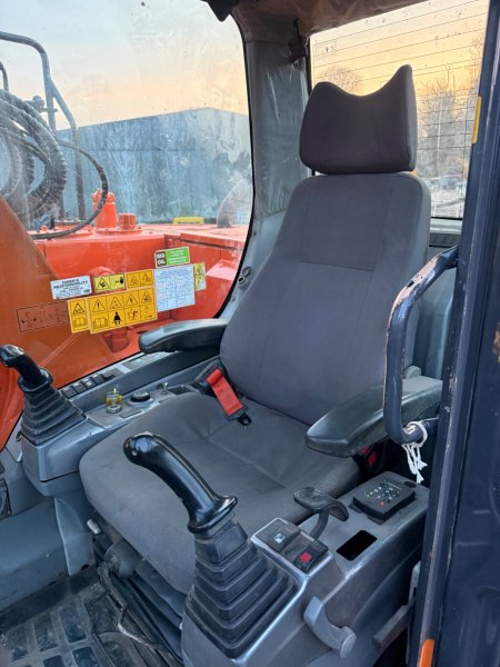 0 DOOSAN  - photo 15