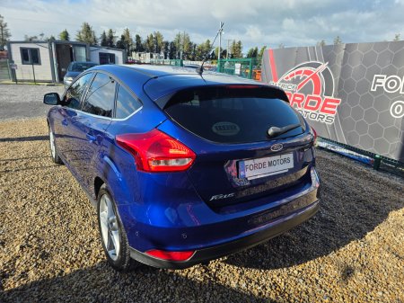 2015 Ford Focus - photo 4