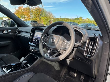 2023 Volvo XC40 - photo 11