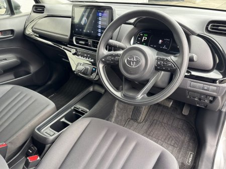 2022 Toyota Aqua - photo 9