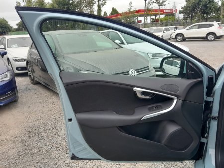 2018 Volvo V40 - photo 10