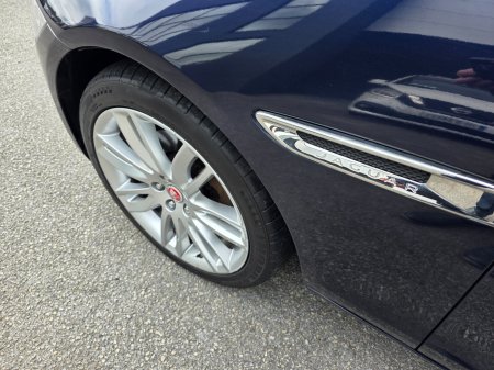 2019 Jaguar XF - photo 26