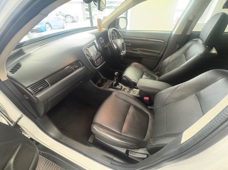 2017 Mitsubishi Outlander - photo 13