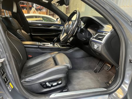 2021 BMW 7-Series - photo 9