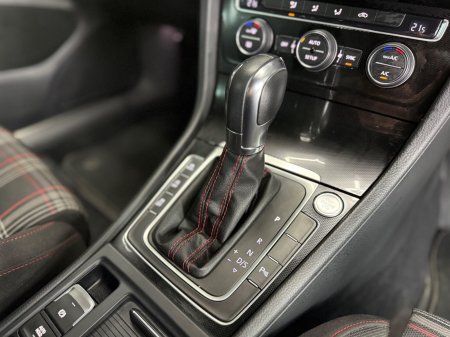 2014 Volkswagen Golf - photo 30