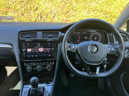 2019 Volkswagen Golf - photo 9