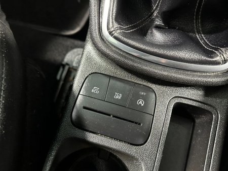 2018 Ford Fiesta - photo 23