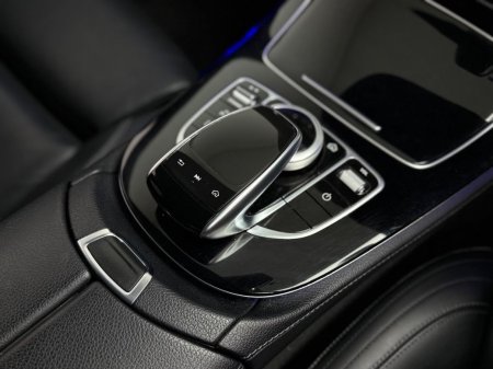 2019 Mercedes-Benz E-Class - photo 19