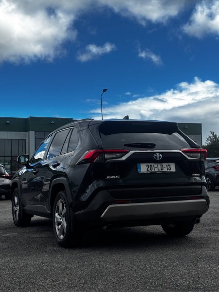 2020 Toyota RAV4 - photo 7