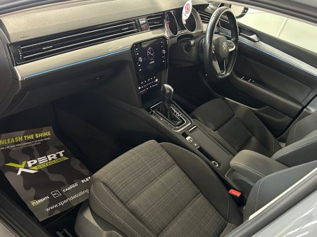 2022 Volkswagen Passat - photo 18