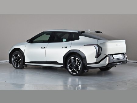 2027 Kia EV4 - photo 2