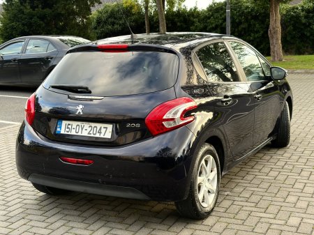 2015 Peugeot 208 - photo 18