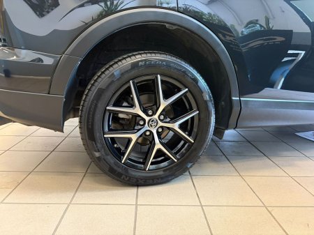 2016 Toyota RAV4 - photo 16