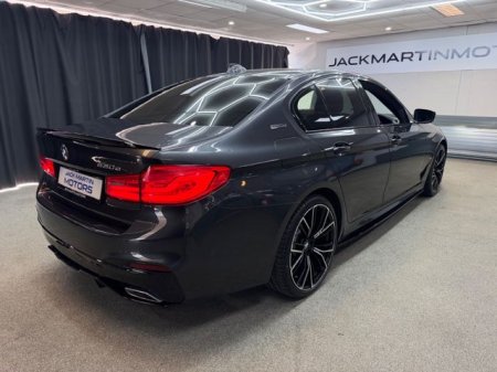 2018 BMW 5-Series - photo 11