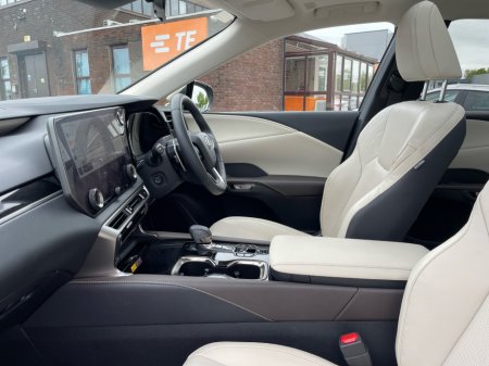 2025 Lexus RX450H+ - photo 2