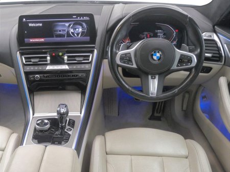 2022 BMW 8-Series - photo 5