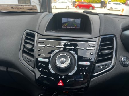 2014 Ford Fiesta - photo 19