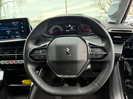 2023 Peugeot 208 - photo 9