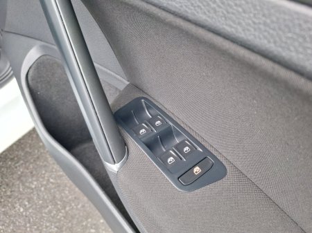 2019 Volkswagen Golf - photo 12