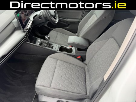 2025 Volkswagen Golf - photo 14