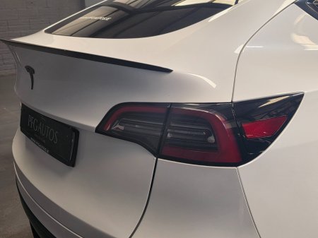 2023 Tesla Model Y - photo 14