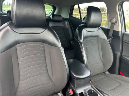 2022 Kia Sportage - photo 13