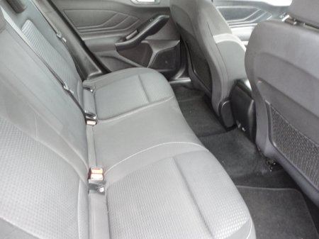 2020 Ford Focus - photo 6