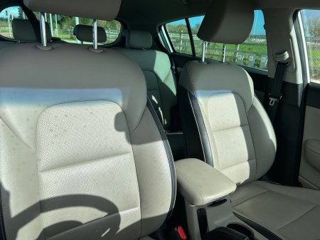 2020 Kia Sportage - photo 13