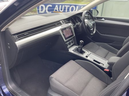 2018 Volkswagen Passat - photo 15