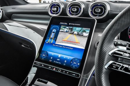 2026 Mercedes-Benz GLC - photo 17