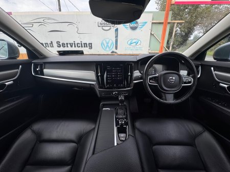 2017 Volvo S90 - photo 17