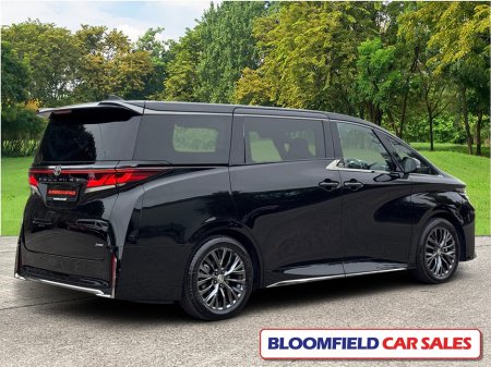 2025 Toyota Alphard - photo 7