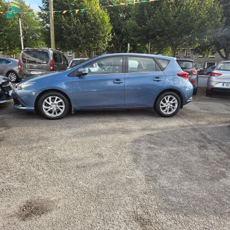 2016 Toyota Auris - photo 5
