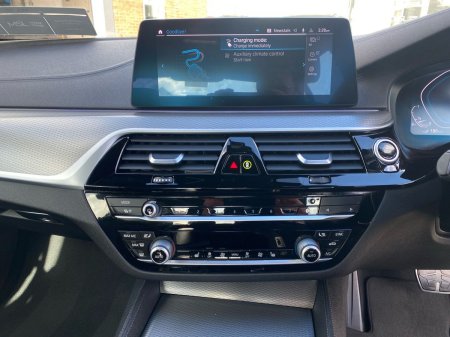 2020 BMW 5-Series - photo 11