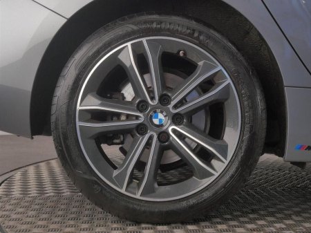 2023 BMW 1-Series - photo 13