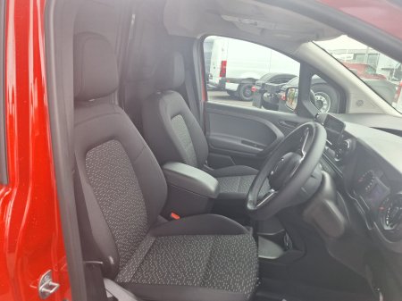 2025 Mercedes-Benz Citan - photo 9