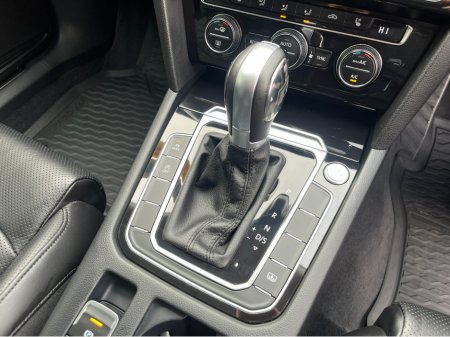 2018 Volkswagen Passat - photo 17