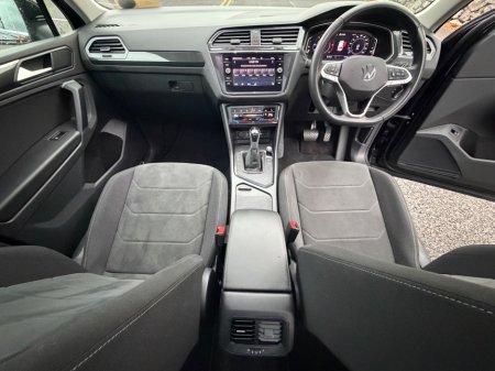 2023 Volkswagen Tiguan - photo 18