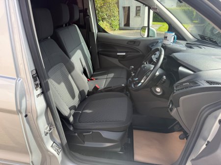2022 Ford Transit Connect - photo 11