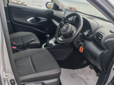 2024 Toyota Yaris - photo 9